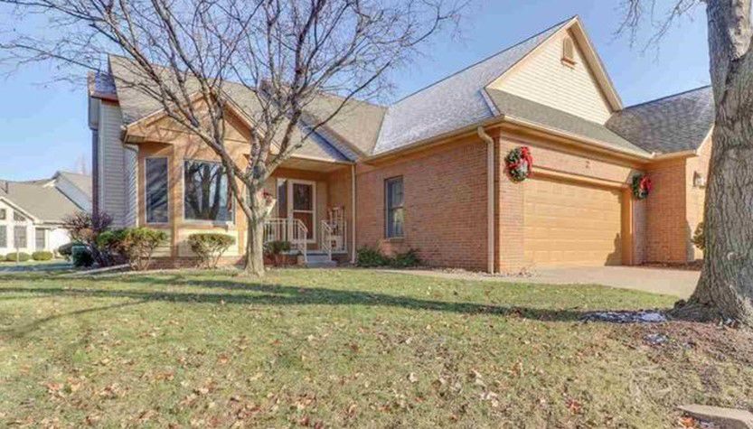 2 Aspen Court, Bloomington $279,900